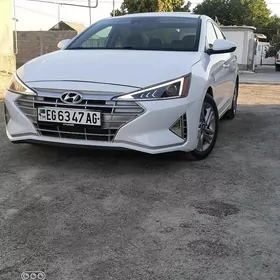 Hyundai Elantra 2020