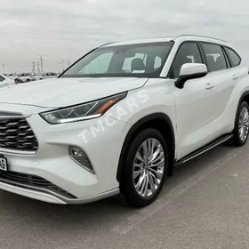 Toyota Highlander 2020