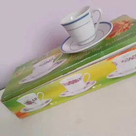 чашки кофейные с блюдцами