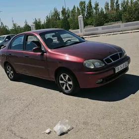 Daewoo Lanos 1999