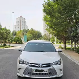 Toyota Camry 2016