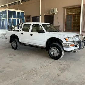 Toyota Tacoma 2003