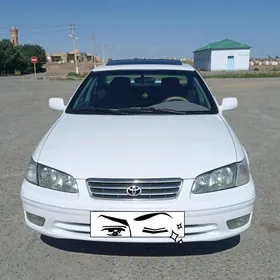 Toyota Camry 1998