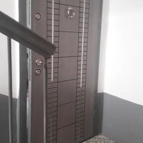 5 MEKR 3/2 ETAZ 4 KOMYT IPETKA