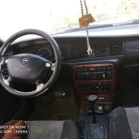 Opel Vectra 1998