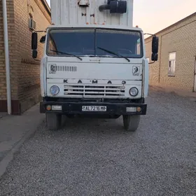 Kamaz 5320 1990