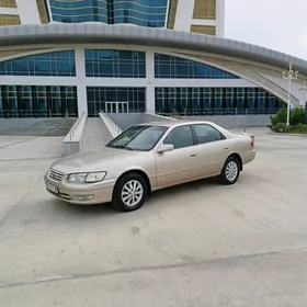 Toyota Camry 1999