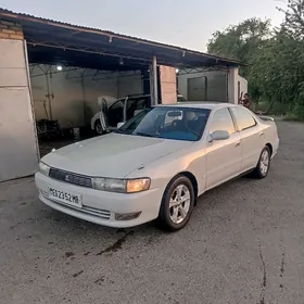 Toyota Cresta 1993