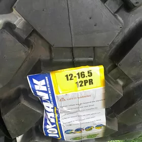 Traktor Kara 12-16.5 10-16.5