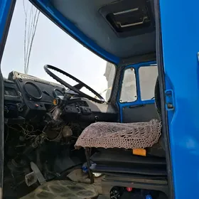 Zil 4331 1987