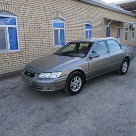Toyota Camry 2000