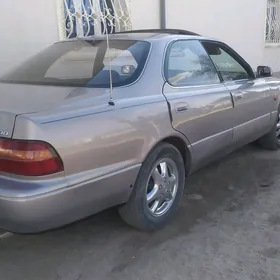 Lexus ES 1995