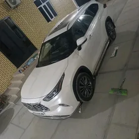 Toyota Highlander 2021