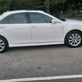 Toyota Camry 2011