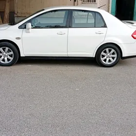 Nissan Versa 2010