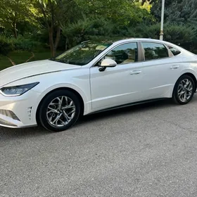 Hyundai Sonata 2022