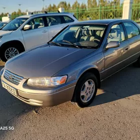 Toyota Camry 1999