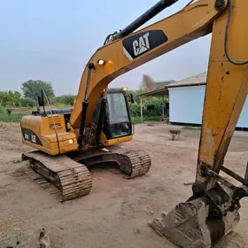 Caterpillar Excavator 2008