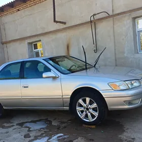 Toyota Camry 2001