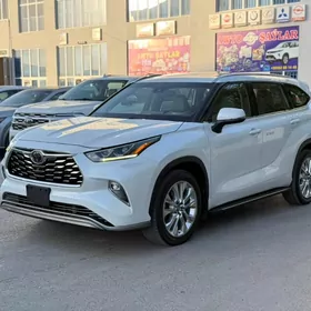 Toyota Highlander 2020