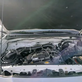 Toyota Hilux 2014