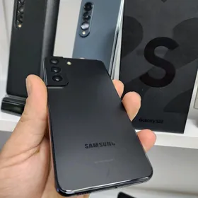 S 22 8/256 GB KREDIT
