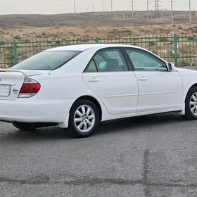 Toyota Camry 2004