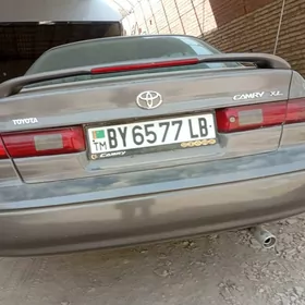 Toyota Camry 1997