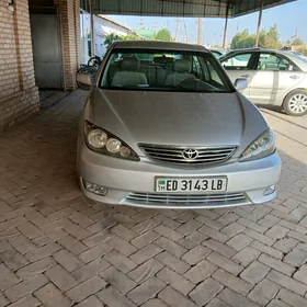 Toyota Camry 2003