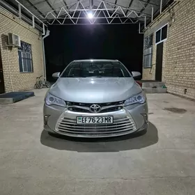 Toyota Camry 2016