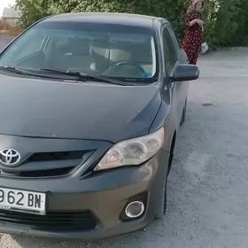 Toyota Corolla 2011