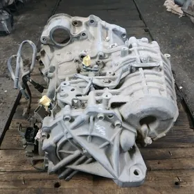 Toyota 3.3 karobka