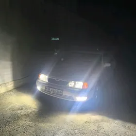 Toyota Avalon 1998