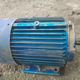 Elektro motor