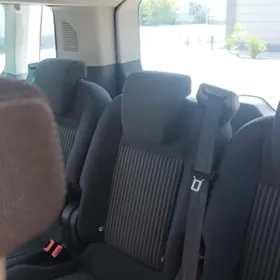 Ford Transit Connect 2013