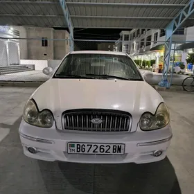 Hyundai Sonata 2002