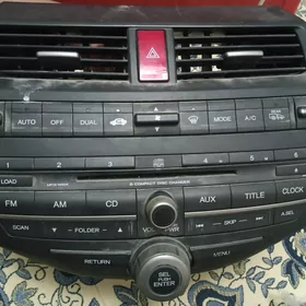 Honda magnitefon