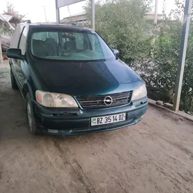 Opel Sintra 1999