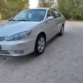 Toyota Camry 2005