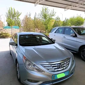 Hyundai Sonata 2012