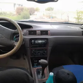 Toyota Camry 1999