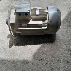 Elektro motor