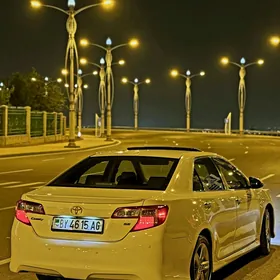 Toyota Camry 2012