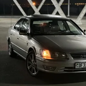 Toyota Camry 2001
