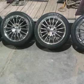 Lada spitsha diska R16