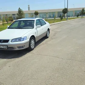 Toyota Camry 2001