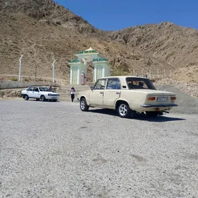 Lada 2104 1980