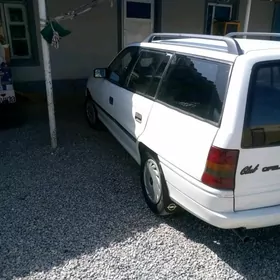 Opel Frontera 1994