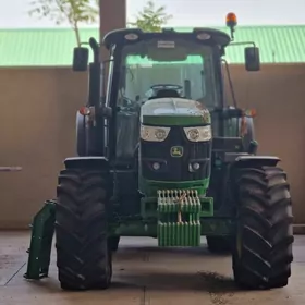 John Deere 2023