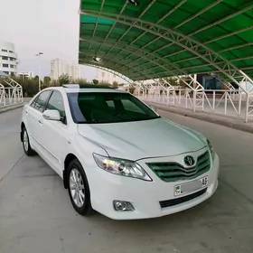 Toyota Camry 2010